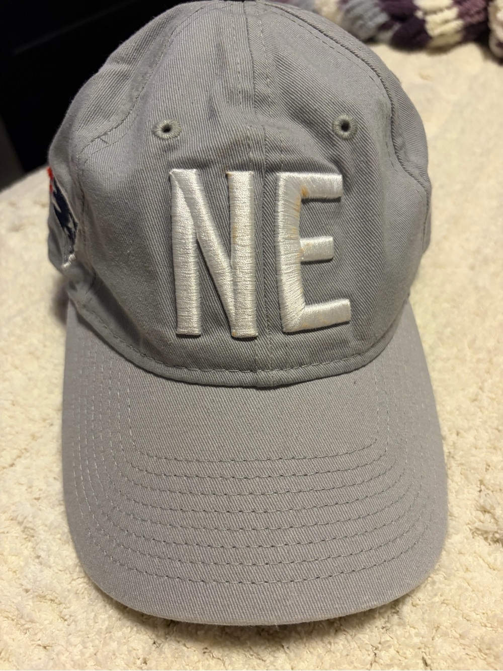 NE Patriots Grey Baseball Cap